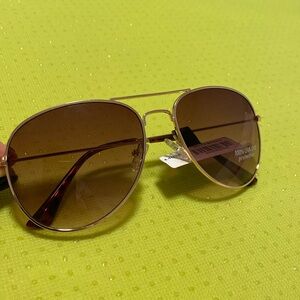 Banana Republic Aviator Unisex Sunglasses!